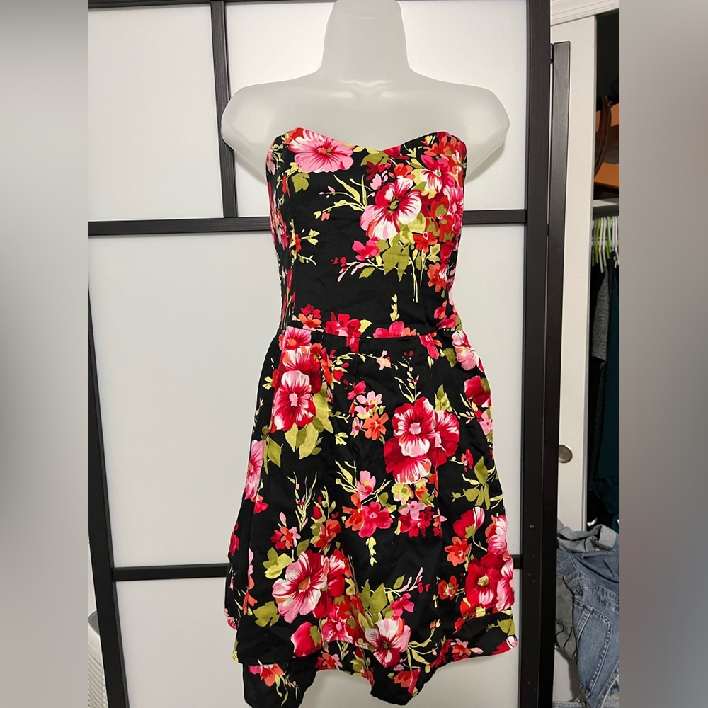 Floral tube dress size L